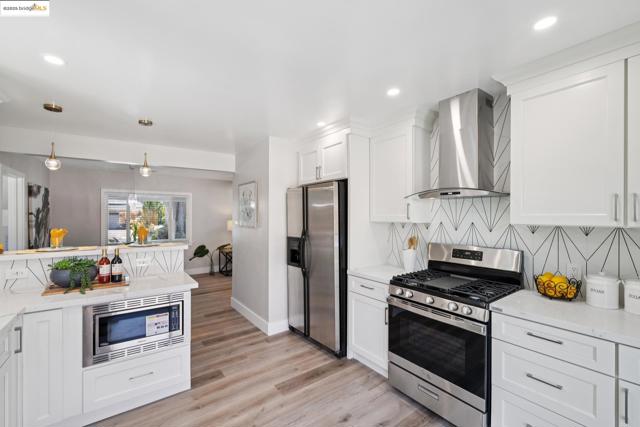 1555 Terry Way, Pleasant Hill CA: https://media.crmls.org/mediaz/c2c0e8ae-e532-445b-b395-b8657b9456f1.jpg