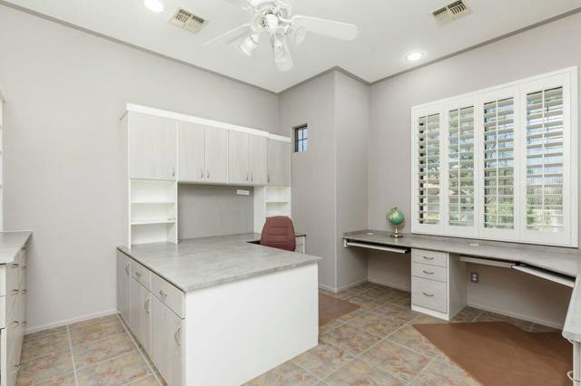 63 San Marino Circle, Rancho Mirage CA: https://media.crmls.org/mediaz/c2c1040f-24ea-4410-83d9-3b24497968da.jpg