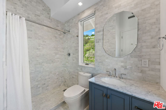 Drew Fenton | 25157 Malibu Road Malibu CA | MLS: 7351217