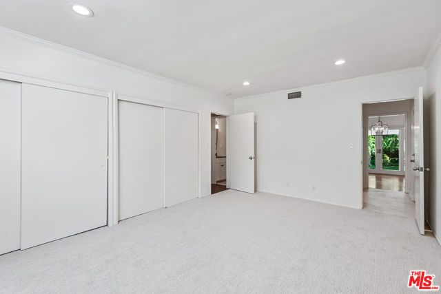 374 Homewood Road, Los Angeles CA: https://media.crmls.org/mediaz/c2c3ba7e-6a17-4789-9f84-3a1e9b168029.jpg