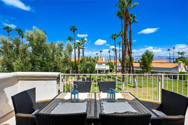 172 Torrey Pine Drive, Palm Desert CA: https://media.crmls.org/mediaz/c2c4608b-4604-41a0-b86a-6af801d3e753.jpg