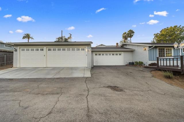 1780 Grove Rd, El Cajon CA: https://media.crmls.org/mediaz/c2c6558d-5b7e-4a90-bd75-9656777cc154.jpg