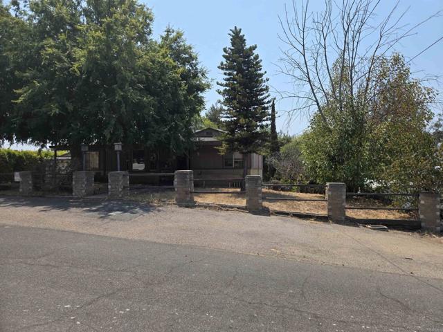 3560 Ybarra Road, Spring Valley CA: https://media.crmls.org/mediaz/c2c6e1b9-3dbf-45df-a210-2e2a4f9f712a.jpg