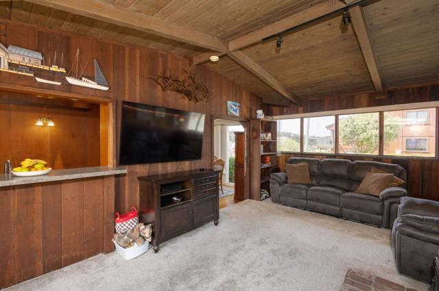 816 Park Avenue, Moss Beach CA: https://media.crmls.org/mediaz/c2c74217-a983-42a9-91fb-cfa585f86ddf.jpg
