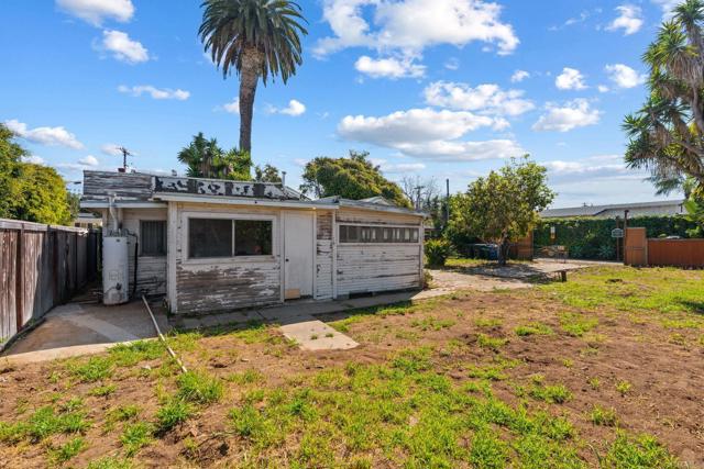 Detail Gallery Image 5 of 16 For 940 Hermes Ave, Encinitas,  CA 92024 - 2 Beds | 1 Baths