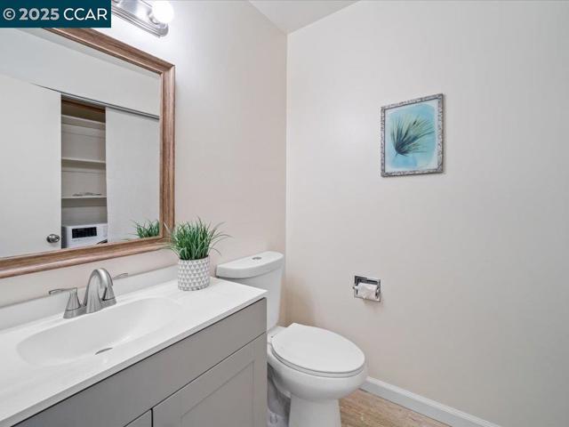 1818 Wildbrook Ct, Concord CA: https://media.crmls.org/mediaz/c2c87d70-479a-4896-97df-2ab276948a81.jpg