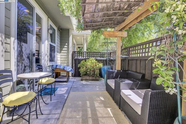 445 S 22Nd St, San Jose CA: https://media.crmls.org/mediaz/c2c8c07a-c7c4-4e72-a9de-6703b0c2f9d5.jpg
