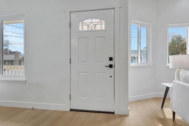 841 Harrison Street, Santa Clara CA: https://media.crmls.org/mediaz/c2c93e2f-323b-40bf-aa28-8c21efad040b.jpg