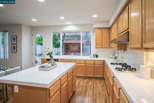 Image 11 of 35 For 7592 Meadow Ct