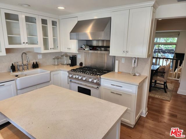 Drew Fenton | 1546 Palisades Drive Pacific Palisades CA | MLS: 7326180