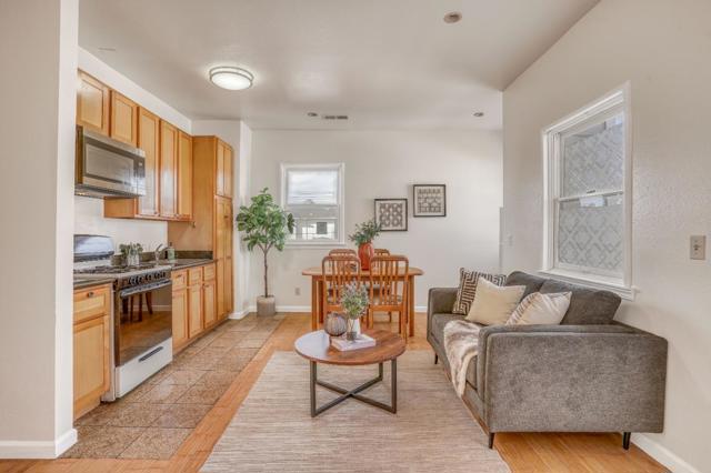 Image 18 of 39 For 3005 Harper Street