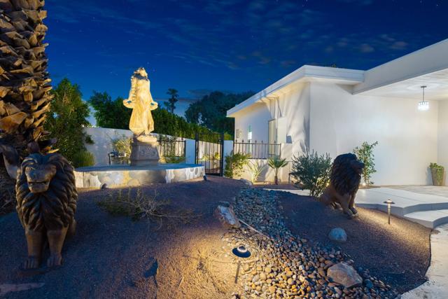 74775 Del Coronado Drive, Palm Desert CA: https://media.crmls.org/mediaz/c2cc82b2-a74a-437d-b64e-49bafc6d82a0.jpg