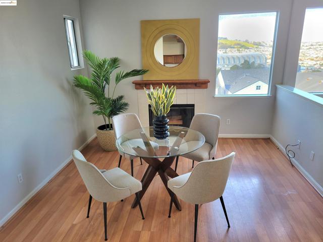 386 Bay Ridge Drive, Daly City CA: https://media.crmls.org/mediaz/c2cd1f4c-9f37-489f-9606-d1e7c1f66a51.jpg