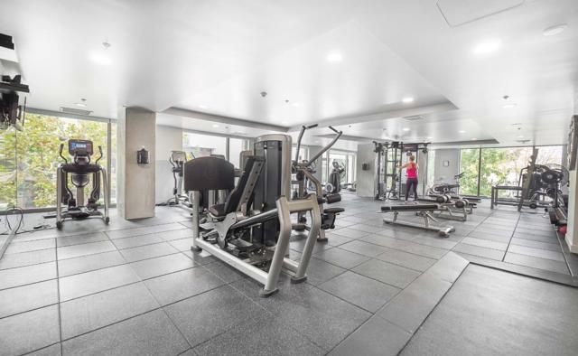 38 N Almaden Boulevard, San Jose CA: https://media.crmls.org/mediaz/c2cd5bce-4bf7-4fb6-a774-d1b003659cb6.jpg