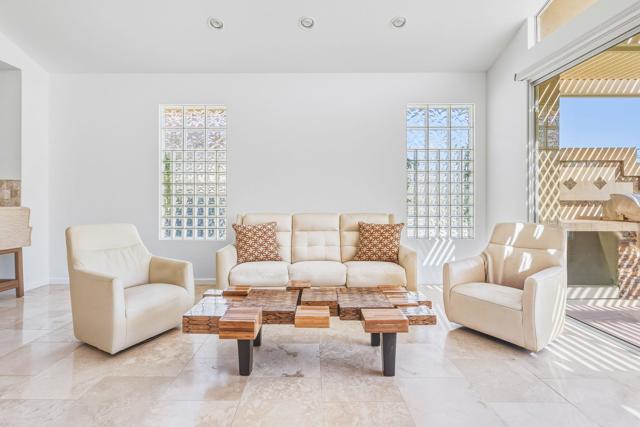 801 Deer Haven Circle, Palm Desert, CA 92211