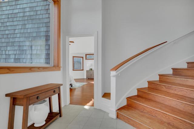 Image 14 of 52 For 7001 Elverton Dr