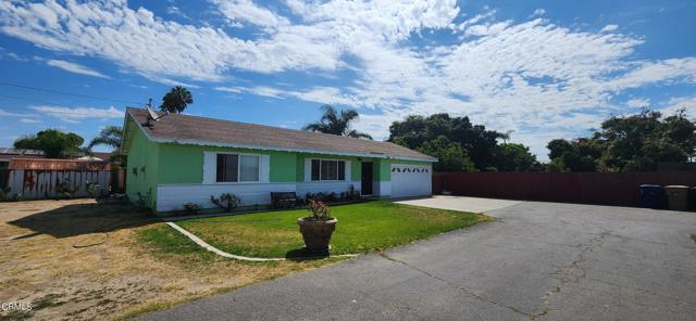 1295 E Stroube St, Oxnard, CA 93036