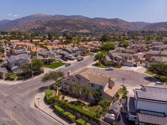 1062 Meadowlark Drive, Fillmore CA: https://media.crmls.org/mediaz/c2cf431d-cc07-4ba6-ae8d-dd751198339d.jpg
