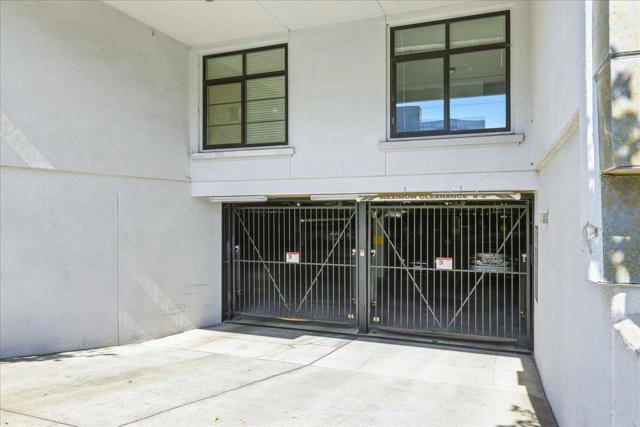 10745 N De Anza Boulevard, Cupertino CA: https://media.crmls.org/mediaz/c2cf8a6f-94ae-40cb-8c4e-9eca4ca6d111.jpg