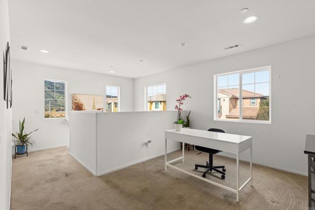 Detail Gallery Image 15 of 36 For 35461 Brown Galloway Ln, Fallbrook,  CA 92028 - 4 Beds | 3 Baths