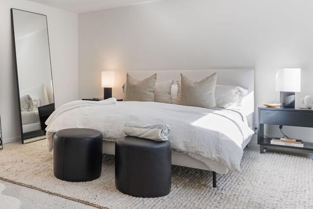 133 Columbia Drive, Rancho Mirage CA: https://media.crmls.org/mediaz/c2d04798-2abd-4395-8429-da22412b7cd9.jpg