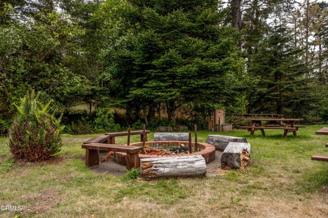 15741 Forest View Road, Manchester CA: https://media.crmls.org/mediaz/c2d1b178-4ada-4cd0-b57e-cd9fb0c304c1.jpg