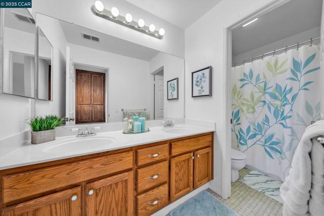 214 S Wildwood, Hercules CA: https://media.crmls.org/mediaz/c2d1d25a-f88c-4ac9-943c-80d985b951bc.jpg
