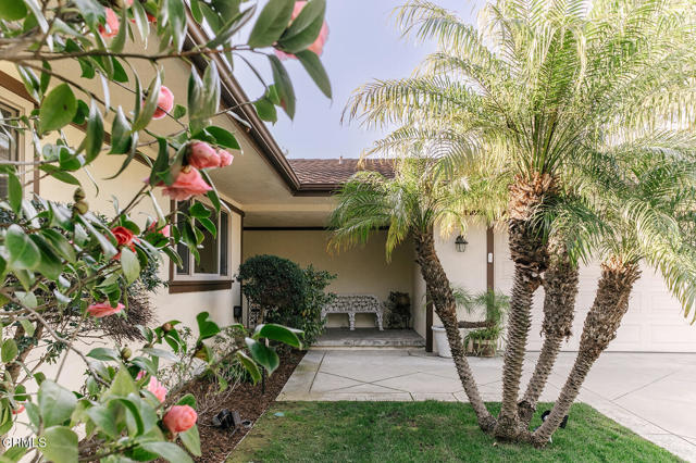 Detail Gallery Image 6 of 74 For 5703 Catherwood Dr, La Canada Flintridge,  CA 91011 - 3 Beds | 2/1 Baths