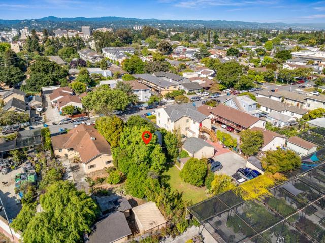 231 S Idaho Street, San Mateo CA: https://media.crmls.org/mediaz/c2d21af9-61f1-452a-9028-a028720b894c.jpg