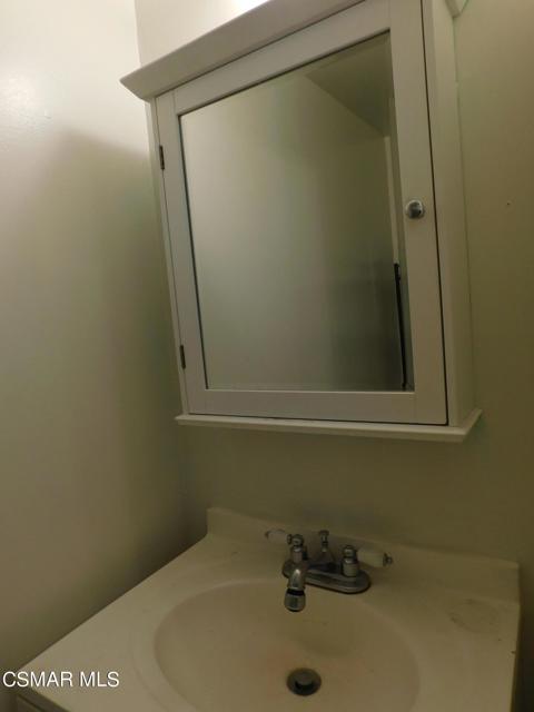 6213 Whitsett Avenue, North Hollywood CA: https://media.crmls.org/mediaz/c2d266a9-f98c-4a6e-ab4e-50d929033943.jpg