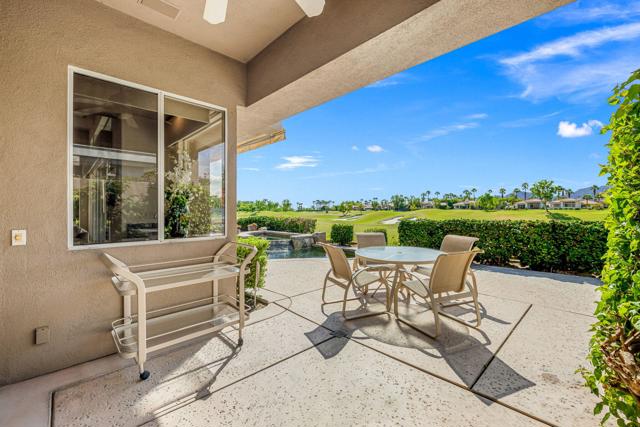 424 White Horse Trail, Palm Desert, CA 92211