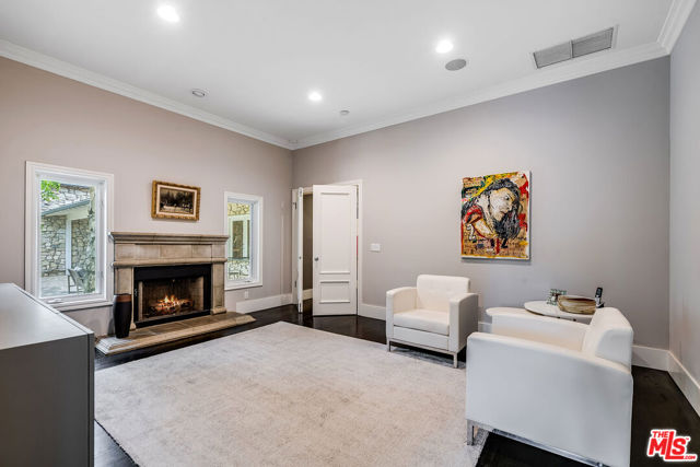 Drew Fenton | 422 Parkwood Drive Los Angeles CA | MLS: 7209274