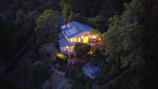 2222 Ocean Street, Santa Cruz CA: https://media.crmls.org/mediaz/c2d2de74-5b5d-440b-9682-a08ba24a91f7.jpg
