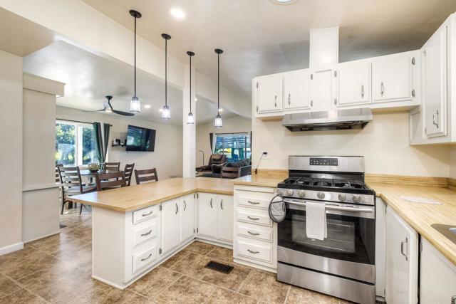 Detail Gallery Image 16 of 34 For 18218 Paradise Mountain Rd Spc 211 #LOT 211,  Valley Center,  CA 92082 - 2 Beds | 2 Baths