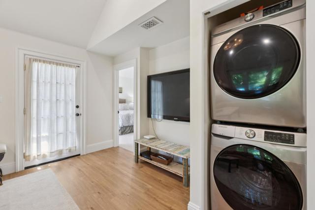 900 University Avenue, Palo Alto CA: https://media.crmls.org/mediaz/c2d4a5e6-b2d1-466c-abfd-db9f7be1be12.jpg