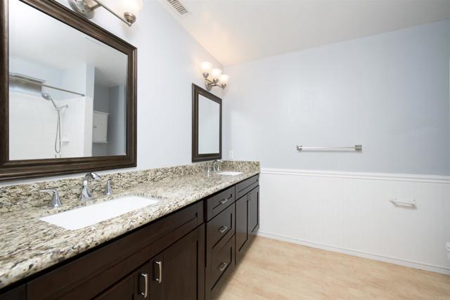 1355 Franklin Lane, Ramona CA: https://media.crmls.org/mediaz/c2d4c194-a66b-4c2f-877c-6a4891f29c5b.jpg