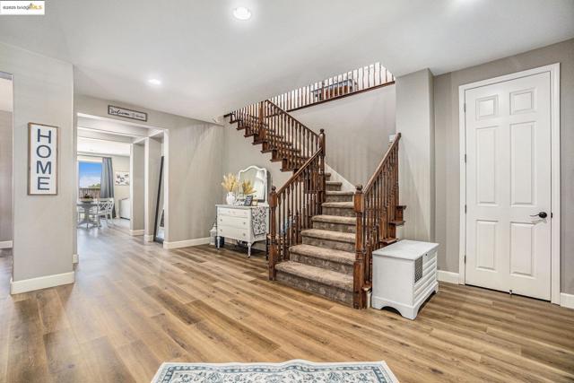 583 Sawgrass Way, Oakley CA: https://media.crmls.org/mediaz/c2d57d50-af2c-44fb-9acd-847c5c207e68.jpg