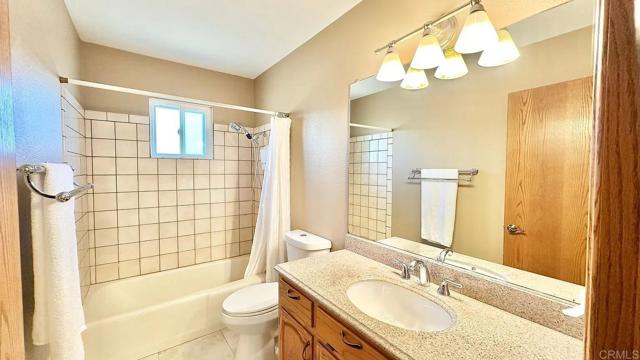Detail Gallery Image 14 of 35 For 2798 Alta Vista Dr, Fallbrook,  CA 92028 - 3 Beds | 2/1 Baths