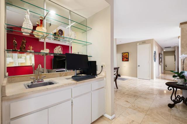 200 N Hermosa Drive, Palm Springs, CA 92262
