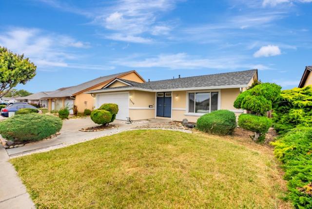 3259 San Carvante Way, Union City CA: https://media.crmls.org/mediaz/c2d74a88-406a-4125-97b2-95e2bc556fc2.jpg
