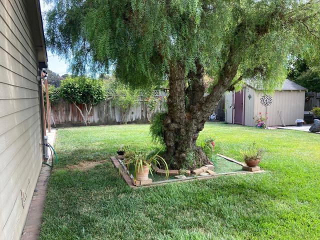 225 Loma Drive, Salinas CA: https://media.crmls.org/mediaz/c2d7979d-ab43-4c4d-b306-d9f132c62856.jpg