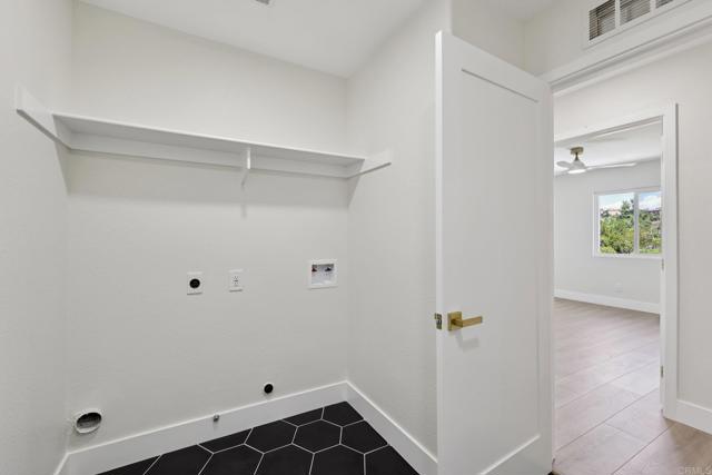 5471 Papagallo Drive, Oceanside CA: https://media.crmls.org/mediaz/c2d7d602-4970-450c-8767-78ddf70a8dbe.jpg
