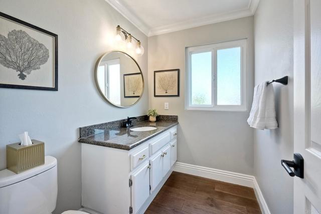 1782 E Pointe Avenue, Carlsbad CA: https://media.crmls.org/mediaz/c2d8d983-094d-4864-9fa6-37be7becaf55.jpg