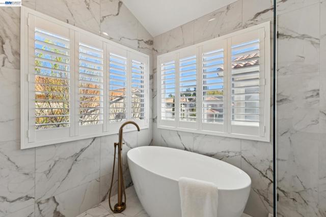 Image 40 of 60 For 674 Crystal Ct