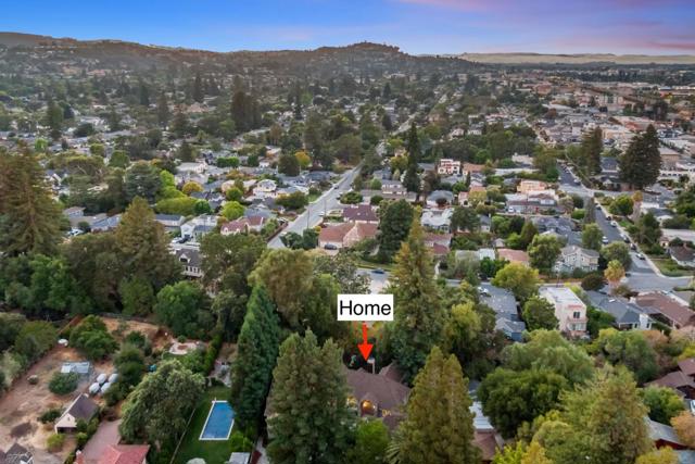 136 Finger Avenue, Redwood City CA: https://media.crmls.org/mediaz/c2dafc4a-ae61-4679-8788-08d5297c50c5.jpg