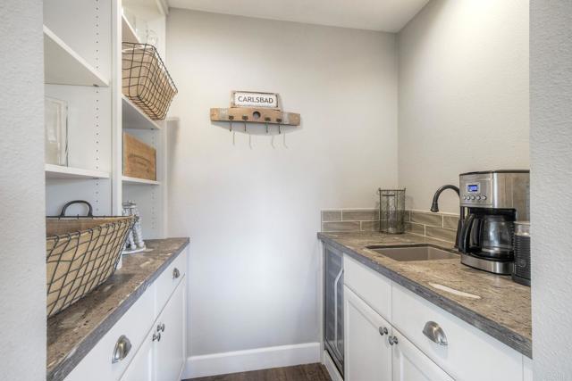 Detail Gallery Image 17 of 37 For 2017 Caracol Ct, Carlsbad,  CA 92009 - 3 Beds | 2/1 Baths