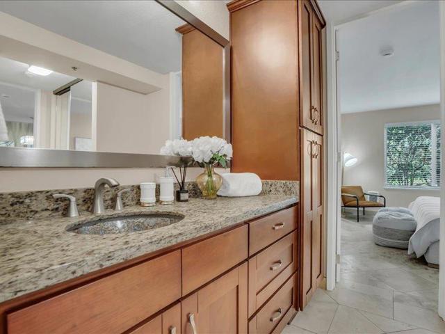 7101 Shelter Creek Lane, San Bruno CA: https://media.crmls.org/mediaz/c2dbf0b6-688e-41d9-b126-f72d10125365.jpg