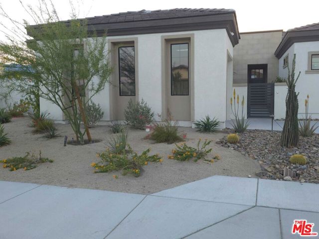 Image 3 of 1 For 49901 Crescent