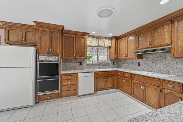 6137 Oak Forest Way, San Jose CA: https://media.crmls.org/mediaz/c2dcccd9-e74c-4009-a1cf-1a0097ff6813.jpg