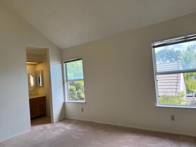 34198 Tony Terrace, Fremont CA: https://media.crmls.org/mediaz/c2de893a-c67f-4756-b0ce-284d54ec029d.jpg